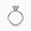 Anillo de compromiso Tiffany Setting en platino
