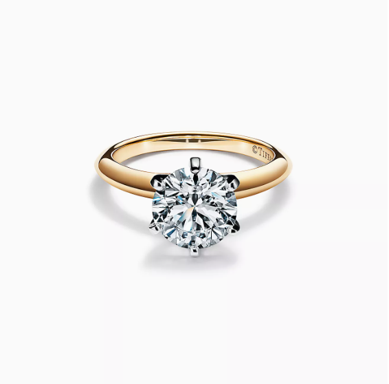 Anillo de compromiso Tiffany Setting en oro amarillo de 18 quilates